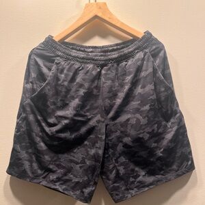 Lululemon Men's Camo Black Shorts